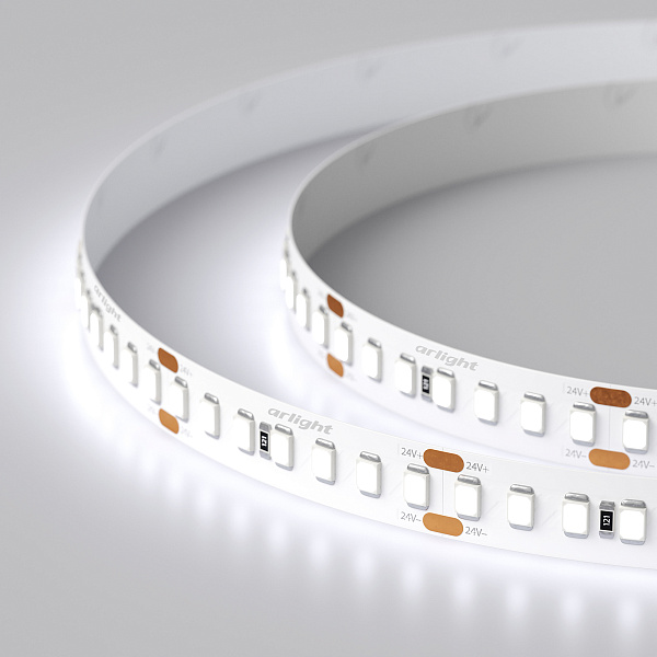 Светодиодная лента RT 2-5000 24V Cool 8K 3x (2835, 840 LED, LUX) (Arlight, 17 Вт/м, IP20) Lednikoff