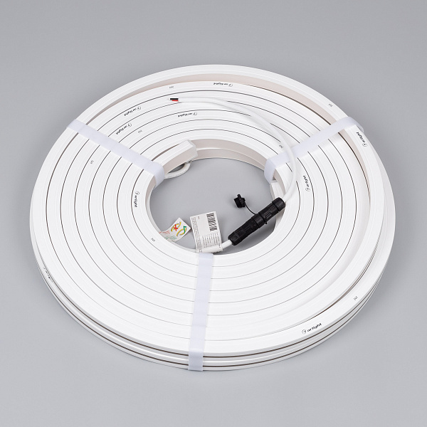 Светодиодная лента герметичная MOONLIGHT-TOP-X280-16x16mm 24V Warm3500 (10 W/m, IP67, 15m, wire x1) (Arlight, Вывод боковой, 5 лет)