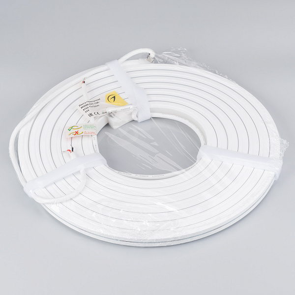 Светодиодная лента герметичная MOONLIGHT-TOP-A140-13x12mm 24V Day4000 (9.6 W/m, IP67, 5m, wire x2) (Arlight, Вывод боковой, 3 года)
