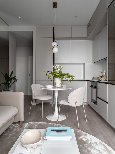 Жилой интерьер квартиры в ЖК "Метрополия"