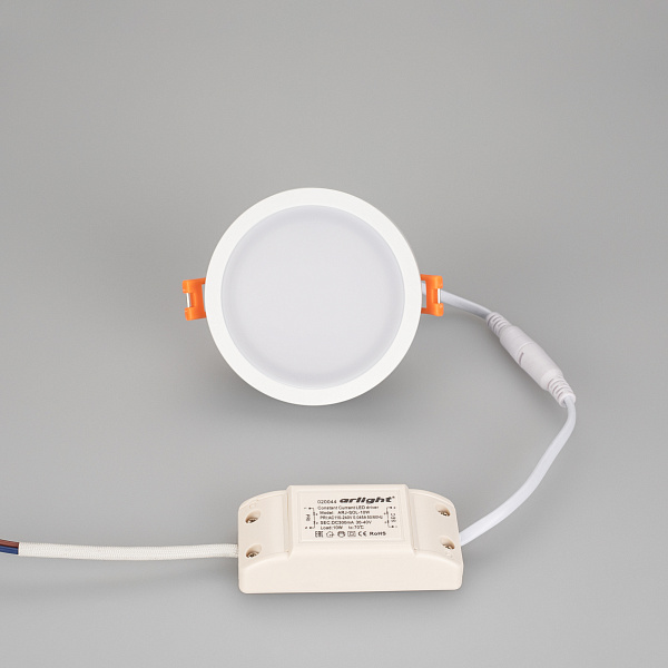 Светодиодная панель LTD-95SOL-10W Warm White (Arlight, IP44 Пластик, 3 года) Lednikoff