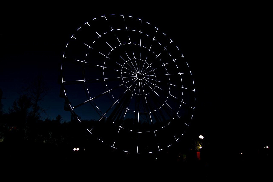 Динамическая подсветка колеса обозрения в Казани